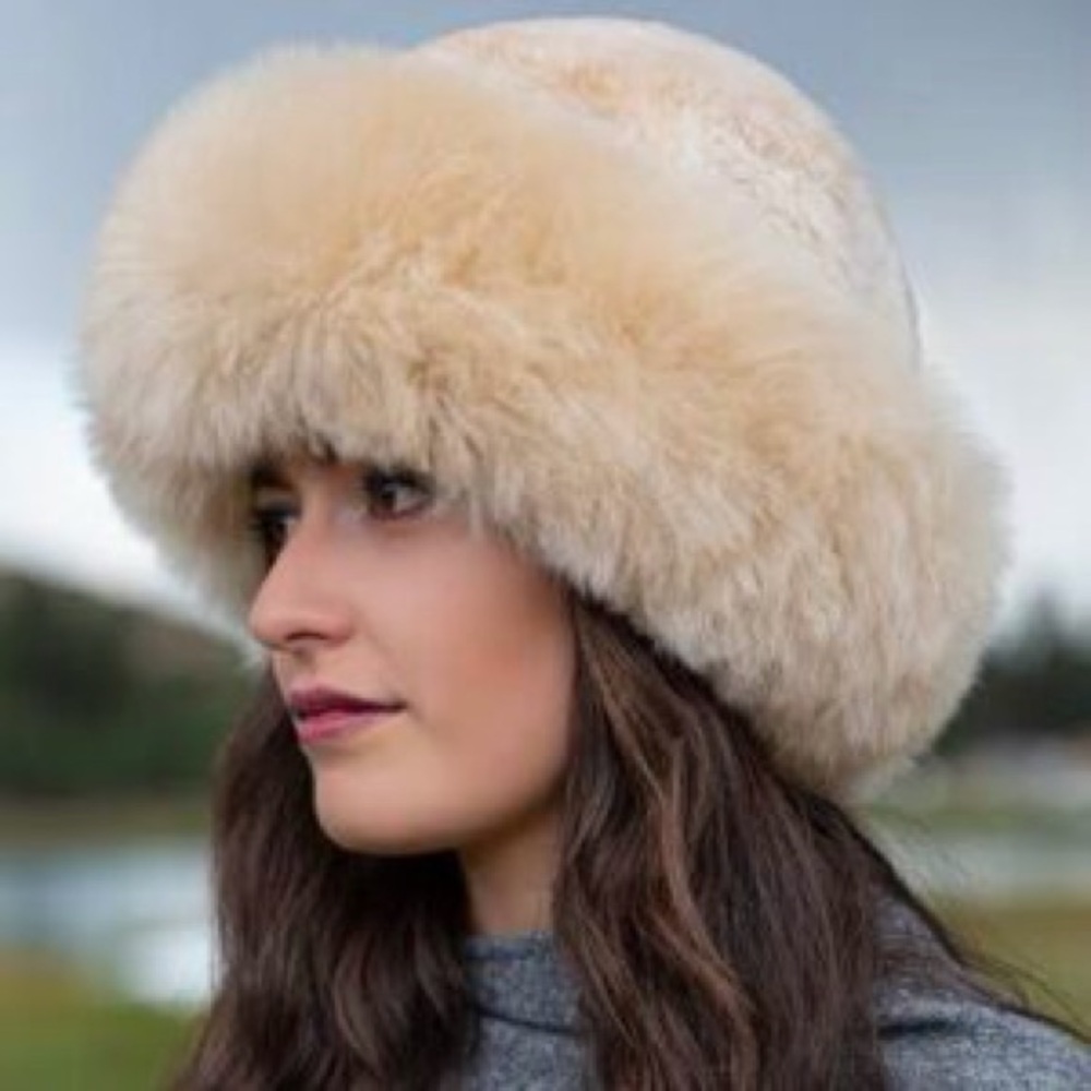 Hampui Hats 100% Fur Russian Cossack Alpaca Sheepskin beige Cream Sz M unisex